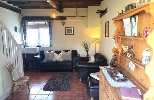 Newark upon Trent Apartment | Forest Farm Papplewick Nottingham - Spacious Self-Contained Rural Retreat!