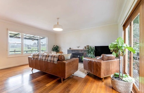 Mount Evelyn Other | Forest Farm Stay in the Yarra Valley-fireplace