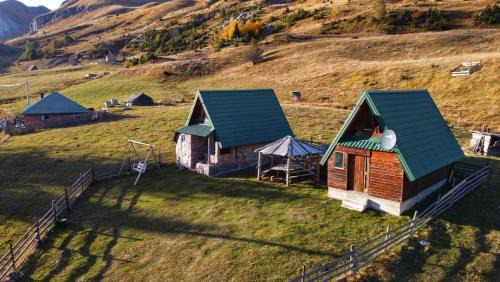 Montenegro Apartment | Forest fruit Jelovica