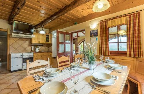 Crnomelj House | Forge Of Happiness With Pool - Happy Rentals