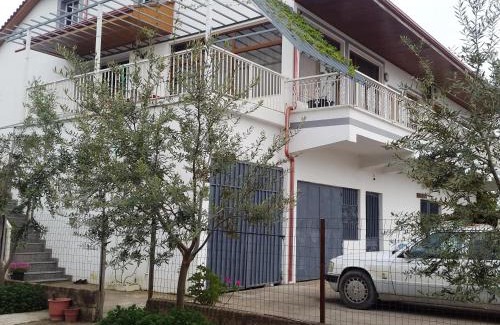 Divjake House | Fori Vodo