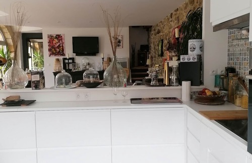 Mariac House | FORMER PRIVATE SCHOOL CONVERTED INTO GÎTE
