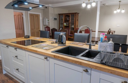 Kendal Apartment | Forrest's Yard - Apartment 1 - Modern Town-Centre Apartment