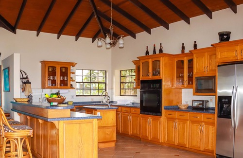 Kingstown Villa | Forst Villa