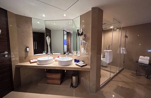 Ahmedabad Hotel | Fortune Select SG Highway, Ahmedabad - Member ITC Hotels' Group