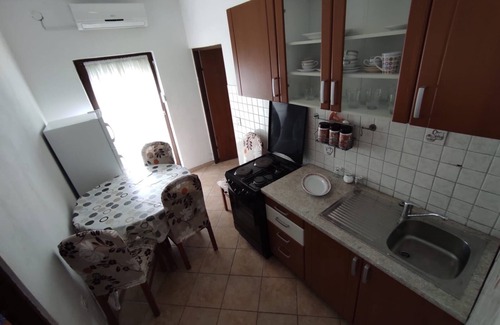 Pridraga Apartment | Four-bedroom apartment with terrace and sea view Pridraga - Cuskijaš, Novigrad (A-24025-c)