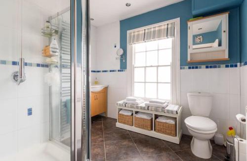 Montpellier Villa | Four bedroom townhouse in famous Suffolks area