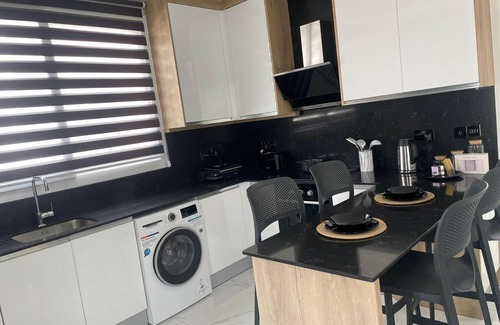 Gastria Apartment | Four Seasons 2/Lapis SeaStar 2+1