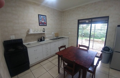 Graskop House | Four Seasons Guest House