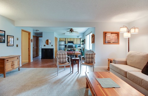 Sisters Condo | Fourth Sisters Escape sleeps 6 ground level condo w/community pool and spa