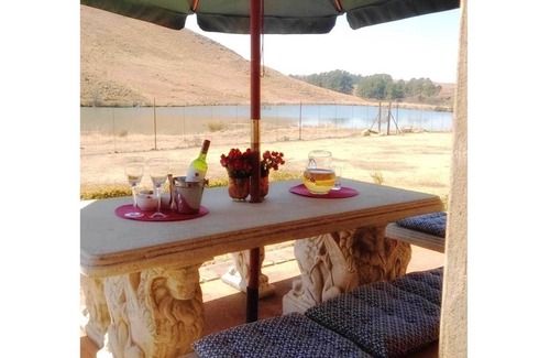 Dullstroom Cottage | Fox and Squirrel