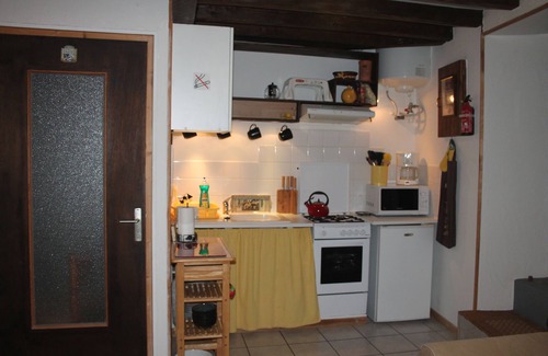 Escueillens-et-Saint-Just-de-Belengard Apartment | Peace & tranquility in a small village 25 mins south of Carcassonne