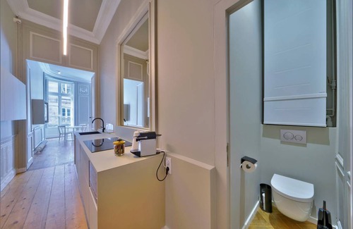 Bordeaux City Centre Apartment | 80 m² Apartment ∙ 1 bedroom ∙ 4 guests
