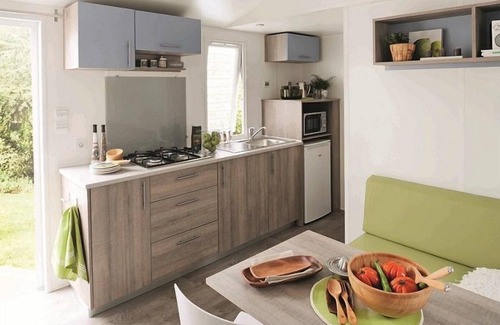 Rouffignac-Saint-Cernin-de-Reilhac House | Camping familial 4* avec Piscine |Mobil-home 4p+TV