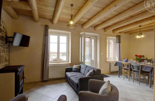Saint-Hilaire-Cusson-la-Valmitte House | Maison rénovée 2019, idéale familles et amis, terrasse, proche ferme laitière - FR-1-496-206