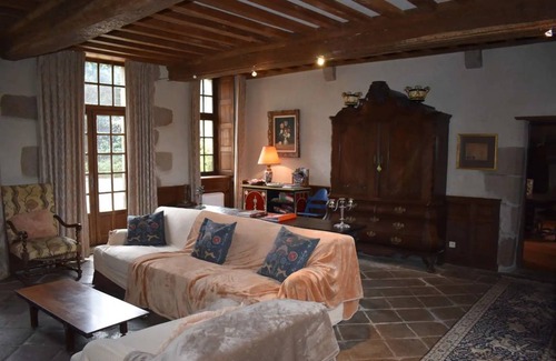 Saint-Hilaire-du-Harcouet House | 200 m² House ∙ 5 bedrooms ∙ 12 guests