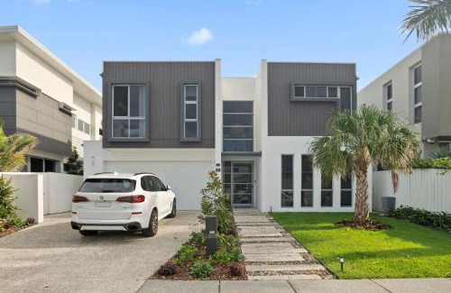 Kingscliff House | Frangipani Beach House