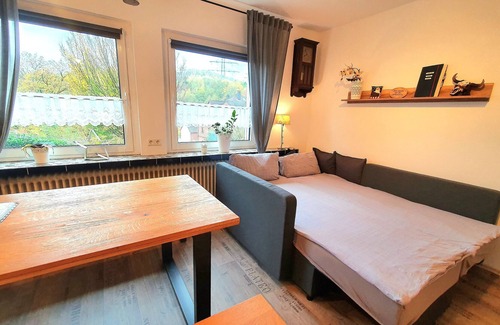 Byfang Apartment | FRANKES LODGE Apartment with garden and pool, 6 single beds