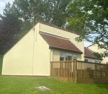 St. Ann's Chapel House | Frankie's Holiday Lodge