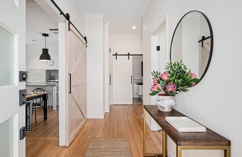 Wodonga House | Frankie's Place - Stunning three bedroom classic in the heart of Wodonga