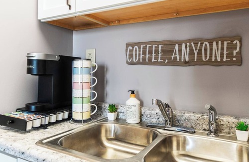 Fort Wayne Apartment | Free Parking at this Downtown Apt
