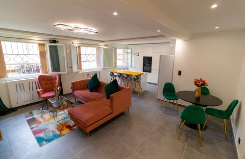 Ferrandiere - Maisons Neuves Apartment | *Free parking* Chic and elegant in VILLEURBANNE *All-inclusive*