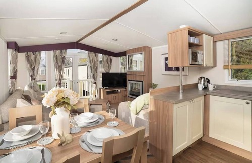 Prestonpans Apartment | Free STARLINK WIFI | Seton Sands Holiday Park