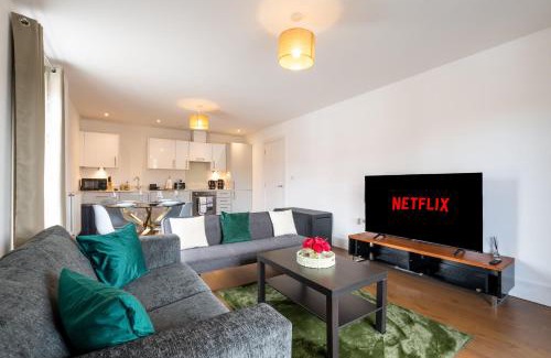 Slough Apartment | Free WiFi & Netflix - Slough Apt