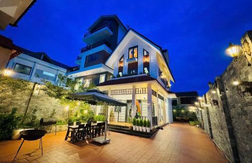 Phuong Villa | FREELANCE VILLA