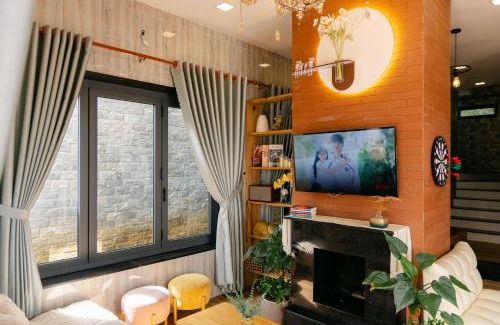 Phuong Villa | FREELANCE VILLA