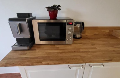 Pinneberg Apartment | Freienwohnung 80qm, 4 Personen mit Kamin