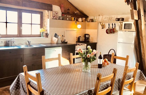 Villefranche-du-Perigord Cottage | French Holiday rental in the Périgord. XVIII th Century stone farmhouse.