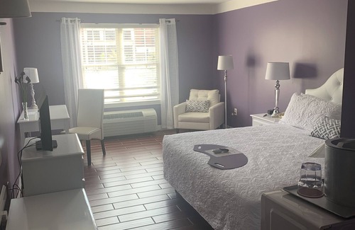 Maysville Hotel | French Quarter Inn