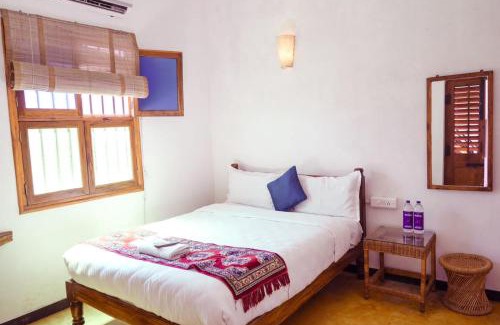 White Town House | FRENCH RIVERA Heritage Boutique Villa