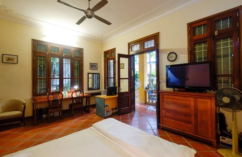 Tu Liem House | French Styled House
