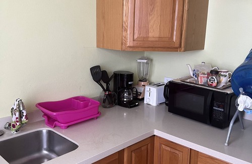 Saint John Parish Apartment | Friendly and Family Oriented Space Close to the Airport.