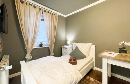 Dersdorf Apartment | Friendly Home - Einzelappartement "Pure" Köln Bonn Phantasialand