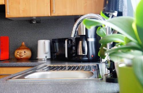 Mutzenich Apartment | Frisch Renovierte und Liebevoll Eingerichtete Ferienwohnung