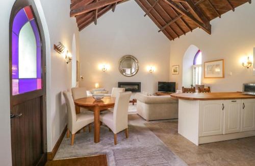 Callington House | Frogwell Chapel