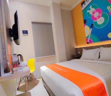 Waena Hotel | Front One Budget Waena Abepura