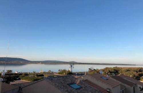 Frontignan Apartment | Frontignan plage vue mer et étang