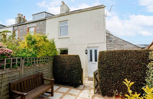 Langton Matravers Cottage | Froxfield Cottage - 3 bedroom character Purbeck stone cottage
