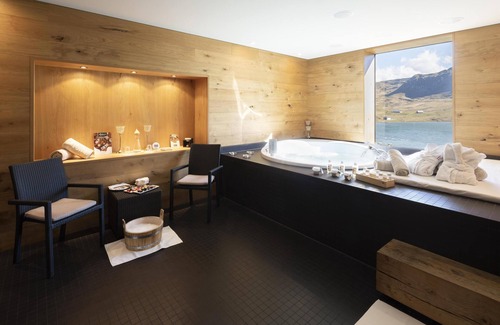 Melchsee-Frutt Hotel | Frutt Mountain Resort