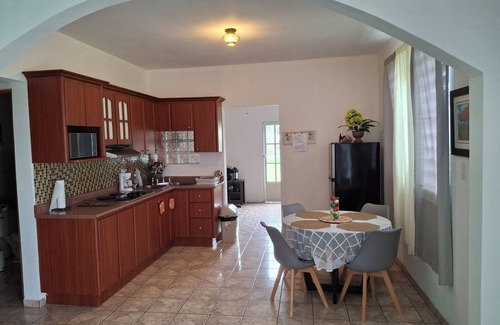Cocos House | Full house in rural area. Close to carr #2,pharmacy,supermarket,gas station