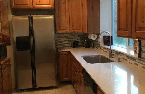 Paris House | Full Remodel in Bear Lake 15 minutes from North Beach