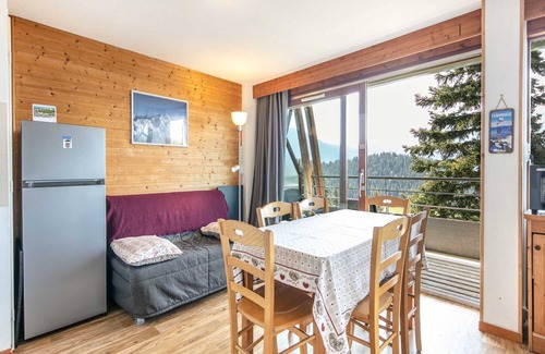 Chamrousse Apartment | Fully Equipped Stay, Chamrousse