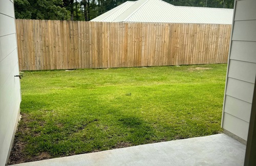 Denham Springs House | Fully finished 3bedroom 2 bath townhome!