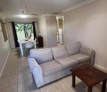 Emerald House | Fully Furnished Modern Unit in centre of city