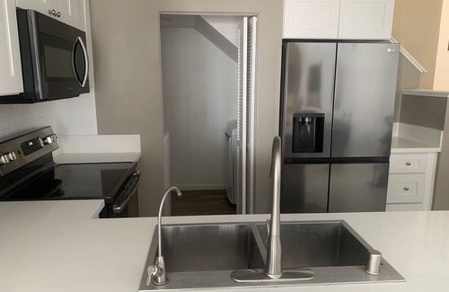 Woodbridge House | Fully Furnished ,nYearly/Mounthly/Vacation Rental in Irvine South Laken