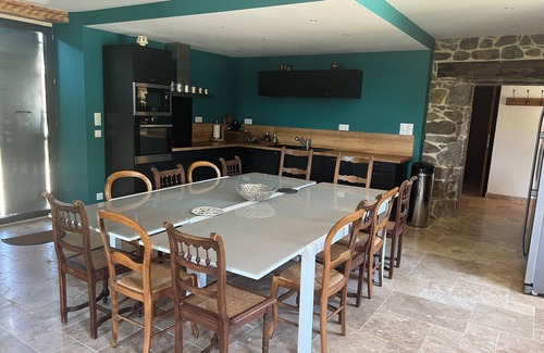 Peaugres House | Fully renovated farmhouse, 7 bedrooms, 7 bathrooms, 7 WCs, swimming pool, 2 terraces